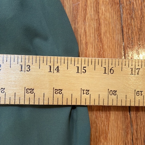 FLX Extra Small Green Activewear Dress with Shorts with Pockets No Pads Stretch - Picture 6 of 15